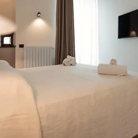 Palazzo Le Marangi فندق مبيت وإفطار